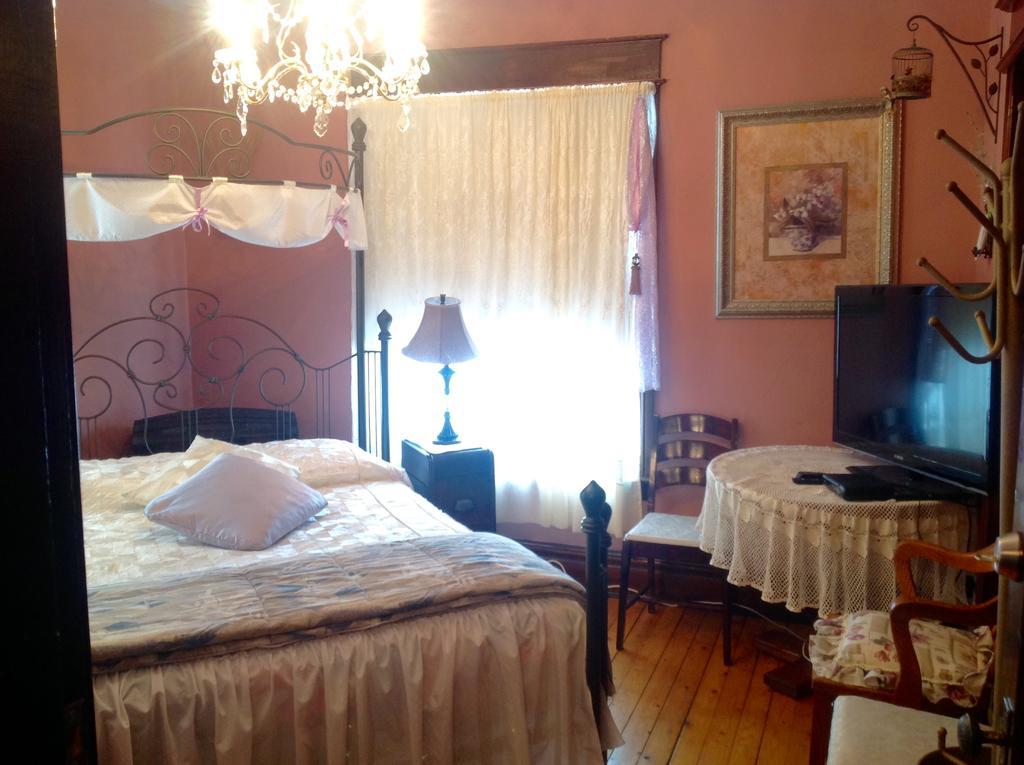 Maison McKenzie House Campbellton Extérieur photo