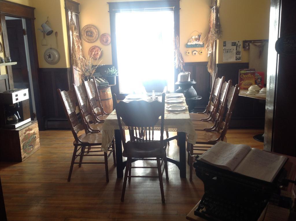 Maison McKenzie House Campbellton Extérieur photo