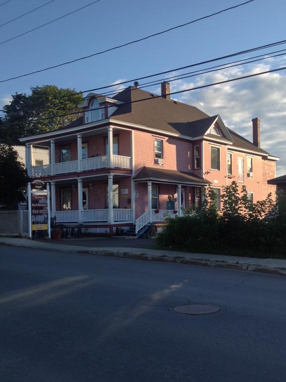 Maison McKenzie House Campbellton Extérieur photo